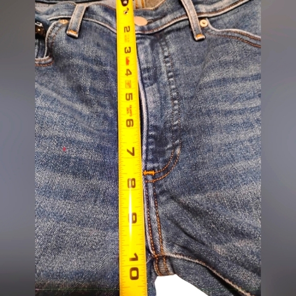 Aritzia Denim Forum | The Nico Mid Rise Skinny Crop | Woman's Jean |  Size 30 - Picture 8 of 14